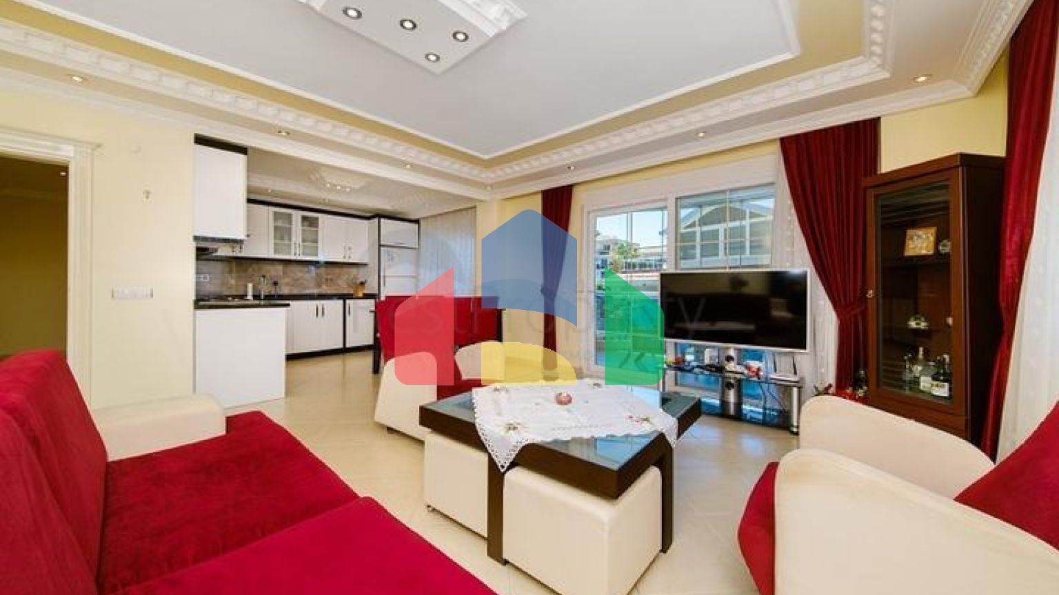 Квартира 2+1 в районе Джикджили с просторным балконом