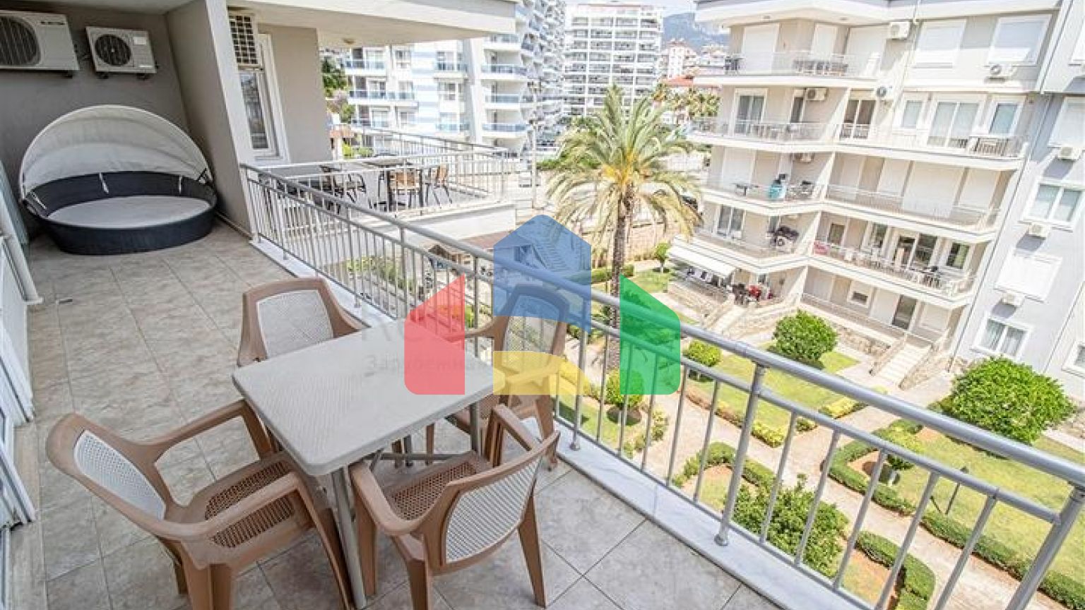 Уютная 1+1 квартира в комплексе  района Джикджилли