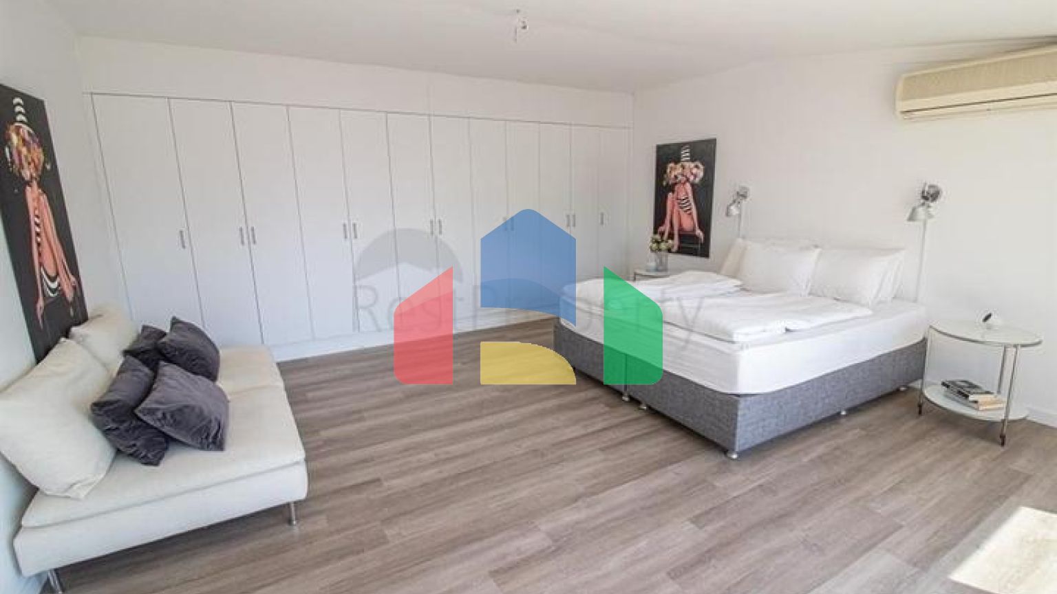 Просторная квартира 3+1 в районе Оба с террасой и развитой инфраструктурой