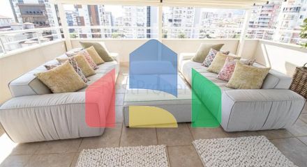 Просторная квартира 3+1 в районе Оба с террасой и развитой инфраструктурой