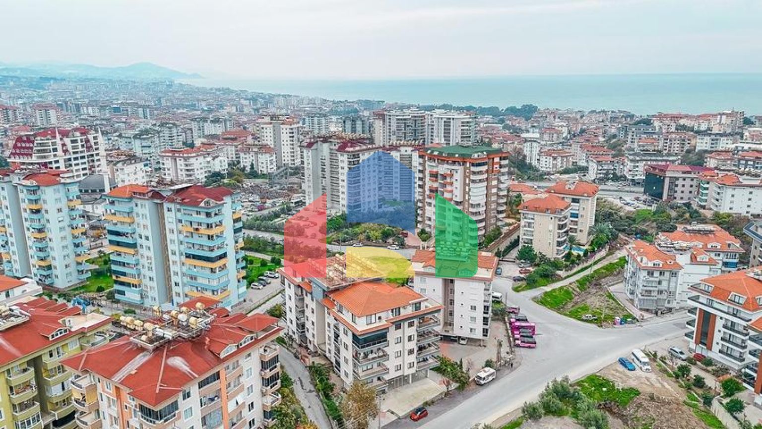 Просторный пентхаус 5+1 в развитом районе Аланьи