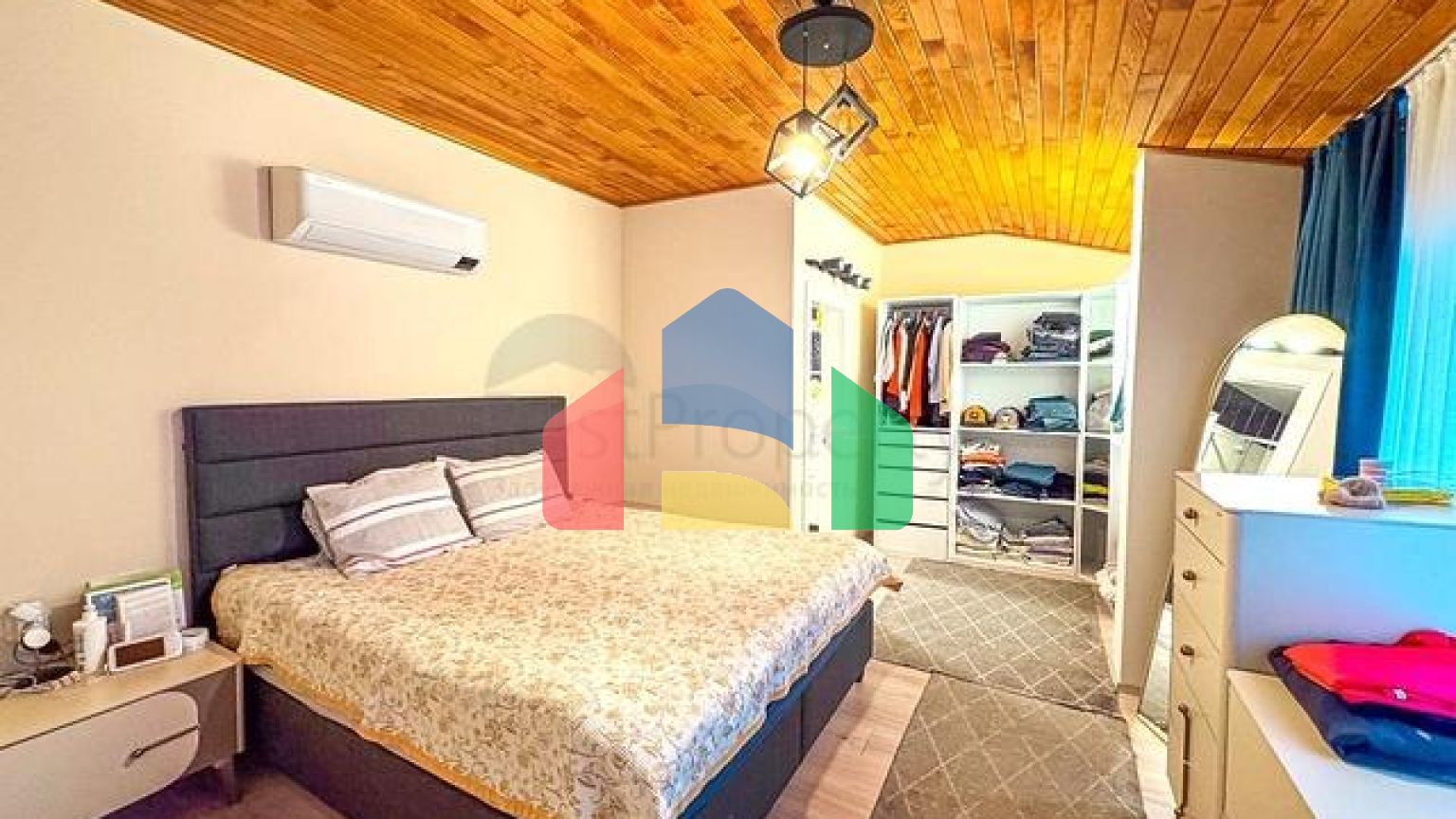 Просторный пентхаус 5+1 в развитом районе Аланьи