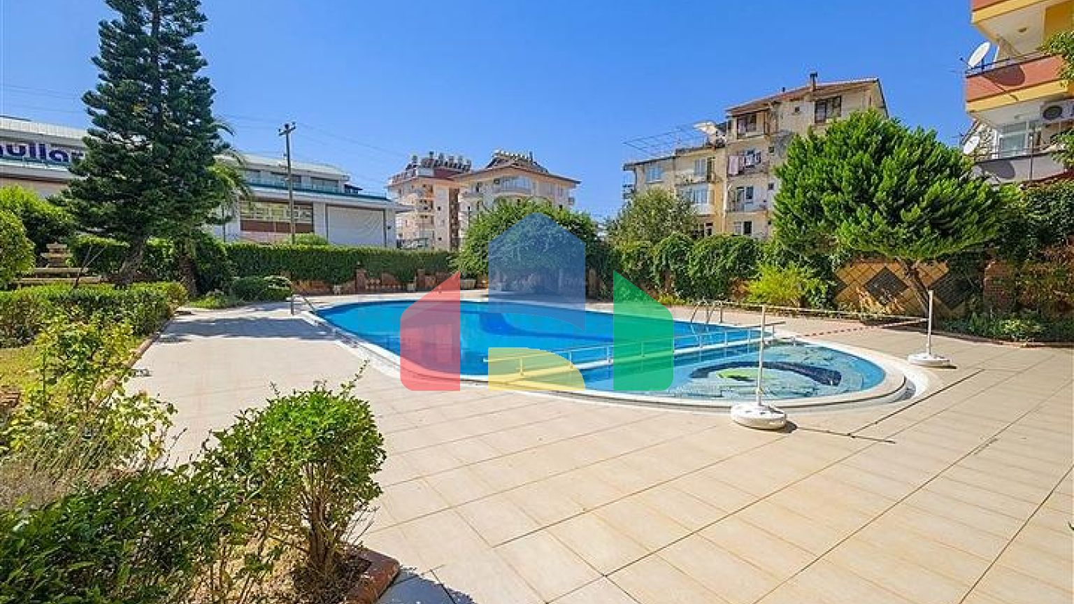 Пентхаус 4+1 с террасой в районе Джикджилли