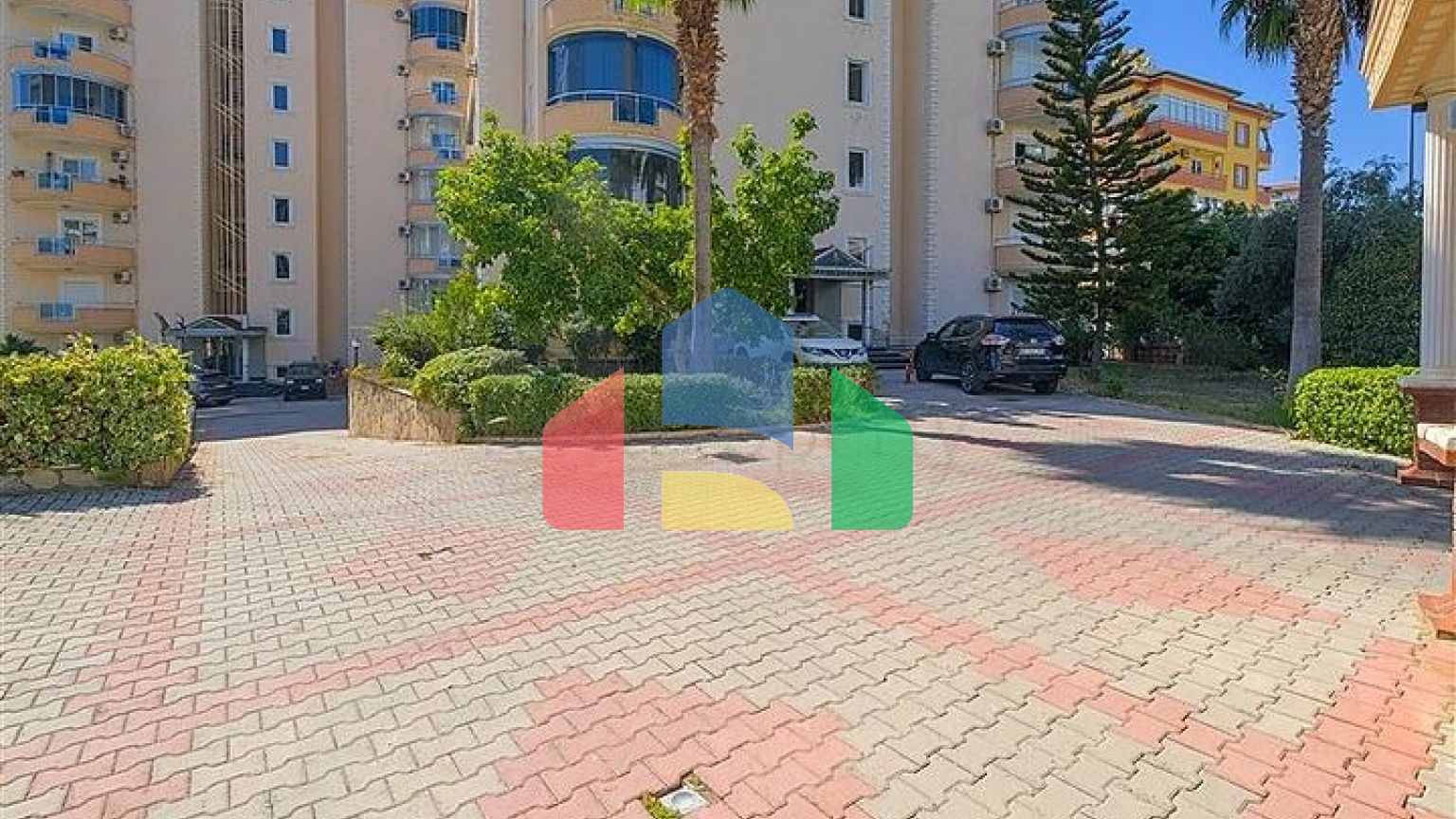 Пентхаус 4+1 с террасой в районе Джикджилли