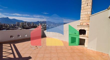 Квартира планування 6 + 1 дуплекс в мікрорайоні Пинарбаші-Анталія