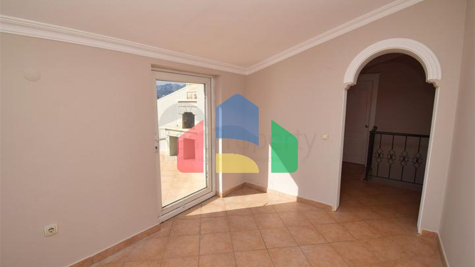 Квартира планування 6 + 1 дуплекс в мікрорайоні Пинарбаші-Анталія