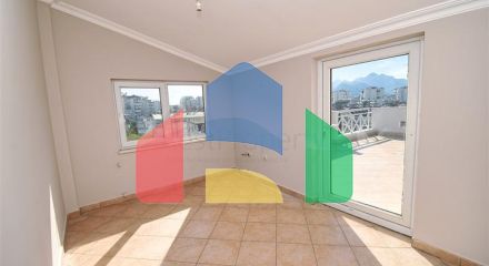 Квартира планування 6 + 1 дуплекс в мікрорайоні Пинарбаші-Анталія