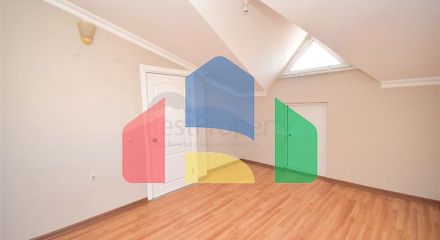 Квартира планування 6 + 1 дуплекс в мікрорайоні Пинарбаші-Анталія