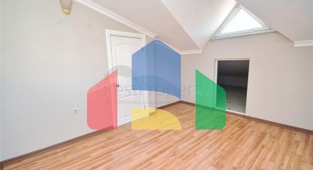 Квартира планування 6 + 1 дуплекс в мікрорайоні Пинарбаші-Анталія