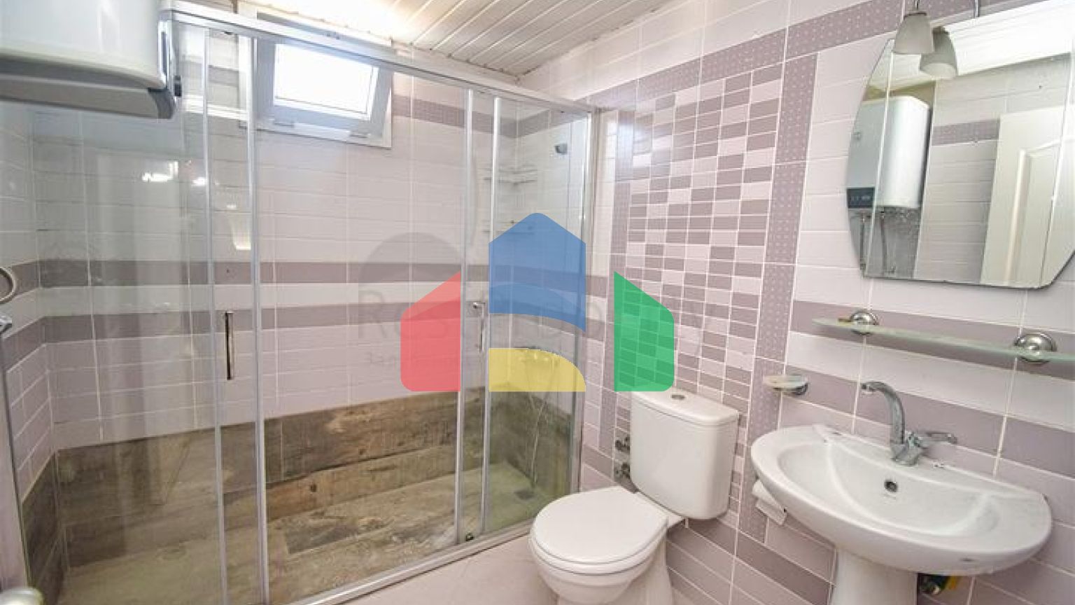 Квартира планування 6 + 1 дуплекс в мікрорайоні Пинарбаші-Анталія