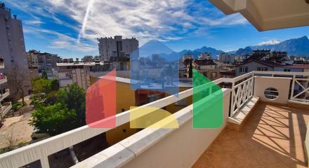 Квартира планування 6 + 1 дуплекс в мікрорайоні Пинарбаші-Анталія