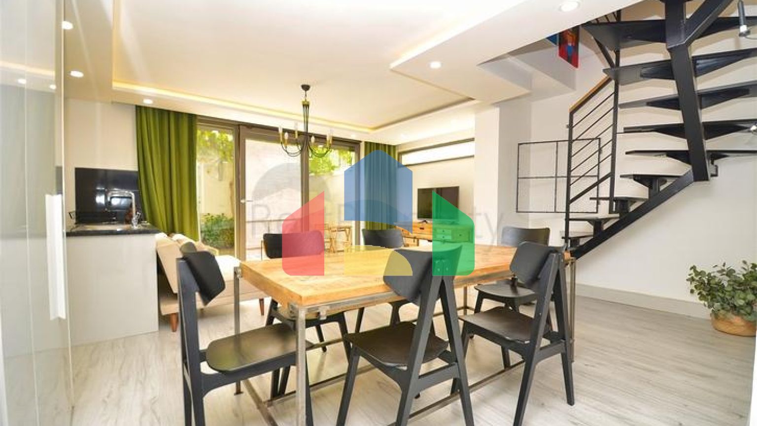 Квартира планування 4 + 2 в мікрорайоні Унжали - Анталія