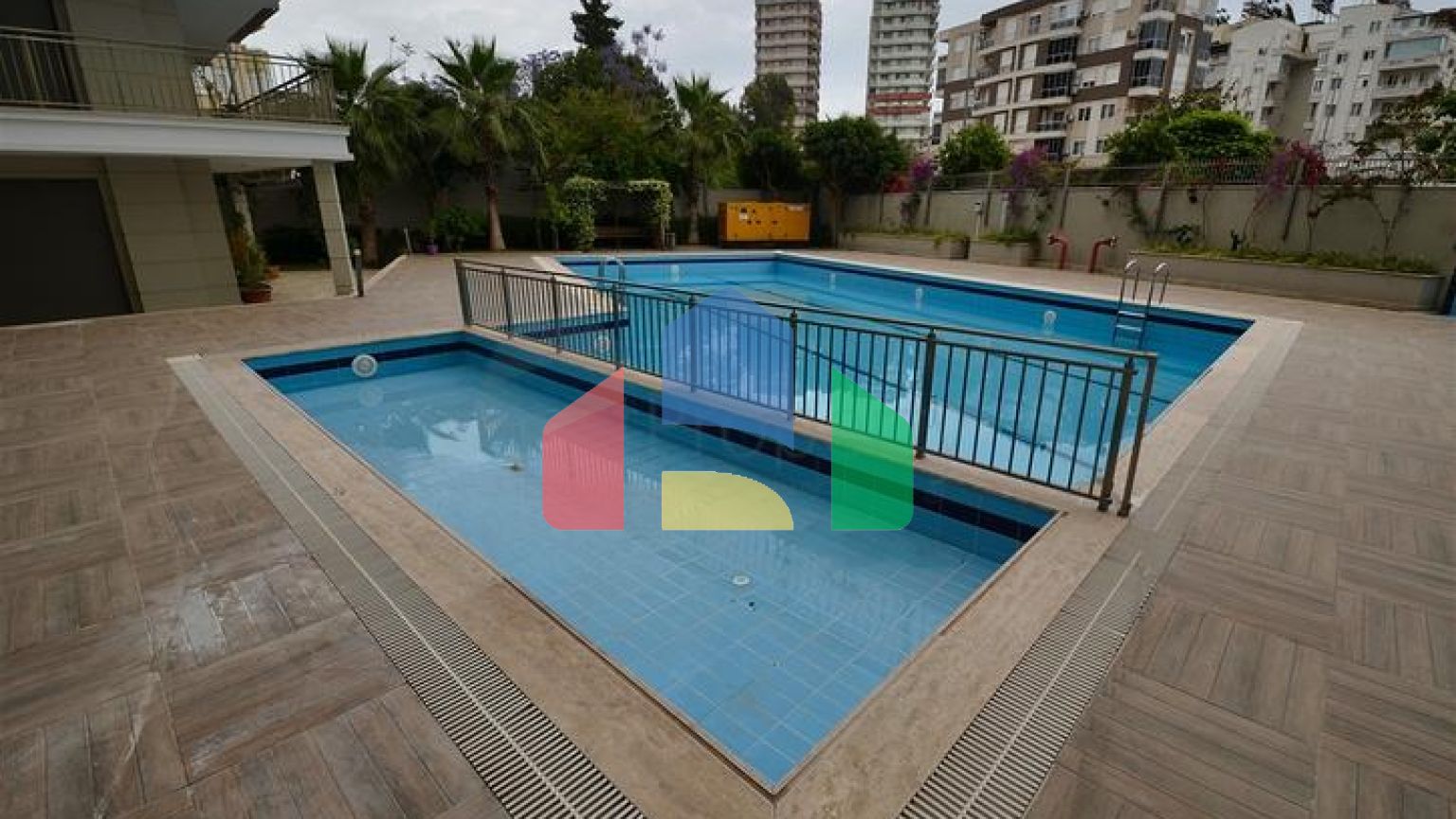 Квартира планування 4 + 2 в мікрорайоні Унжали - Анталія