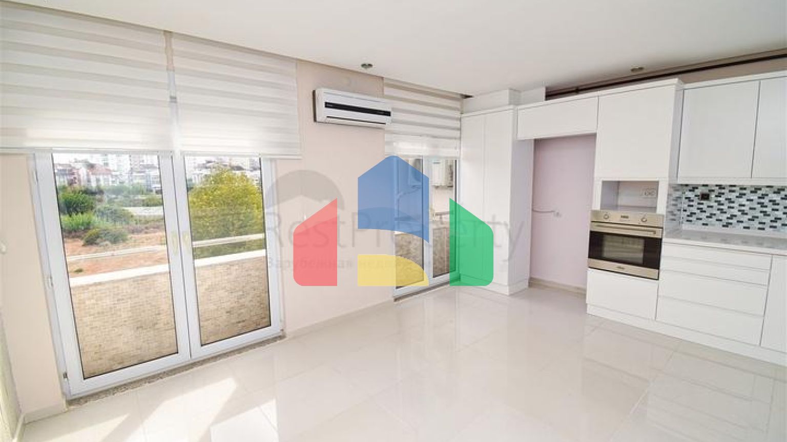 Квартира планування 2 + 1 в мікрорайоні Пинарбаші - Анталія