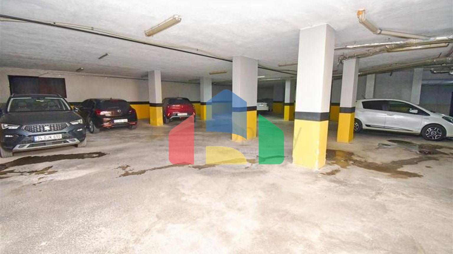 Квартира планування 2 + 1 в мікрорайоні Пинарбаші - Анталія