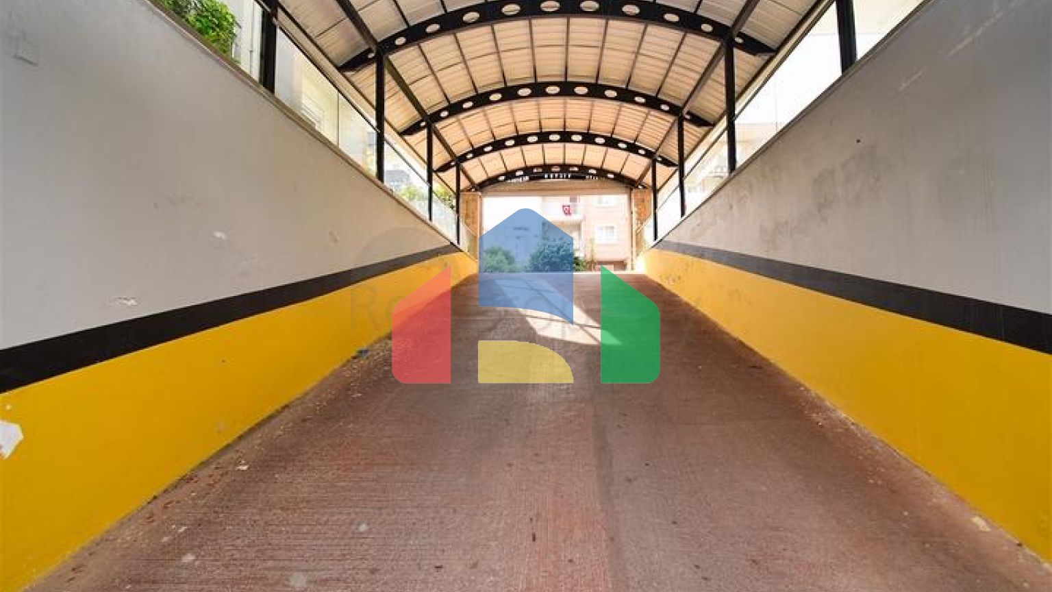 Квартира планування 2 + 1 в мікрорайоні Пинарбаші - Анталія