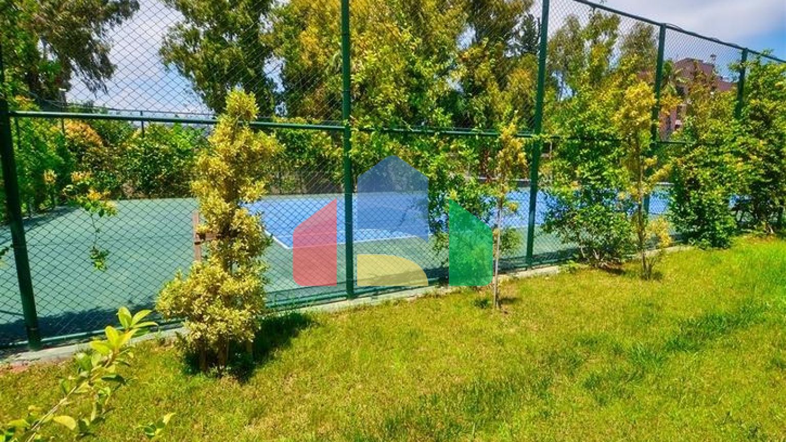 Квартира планування 3 + 1 в мікрорайоні Гюрсу - Анталія