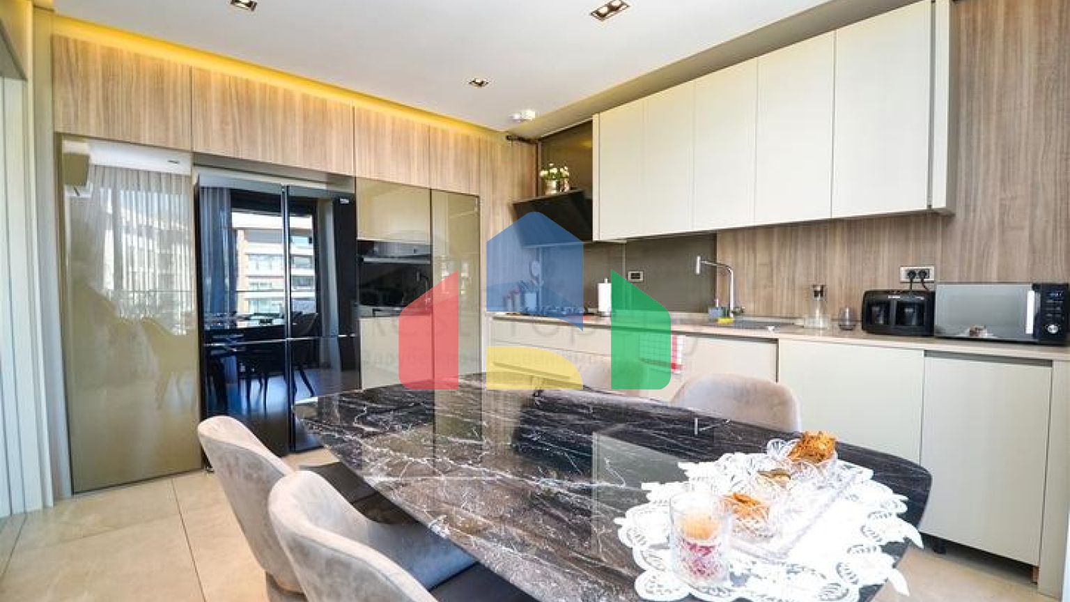 Квартира планування 3 + 1 в мікрорайоні Гюрсу - Анталія