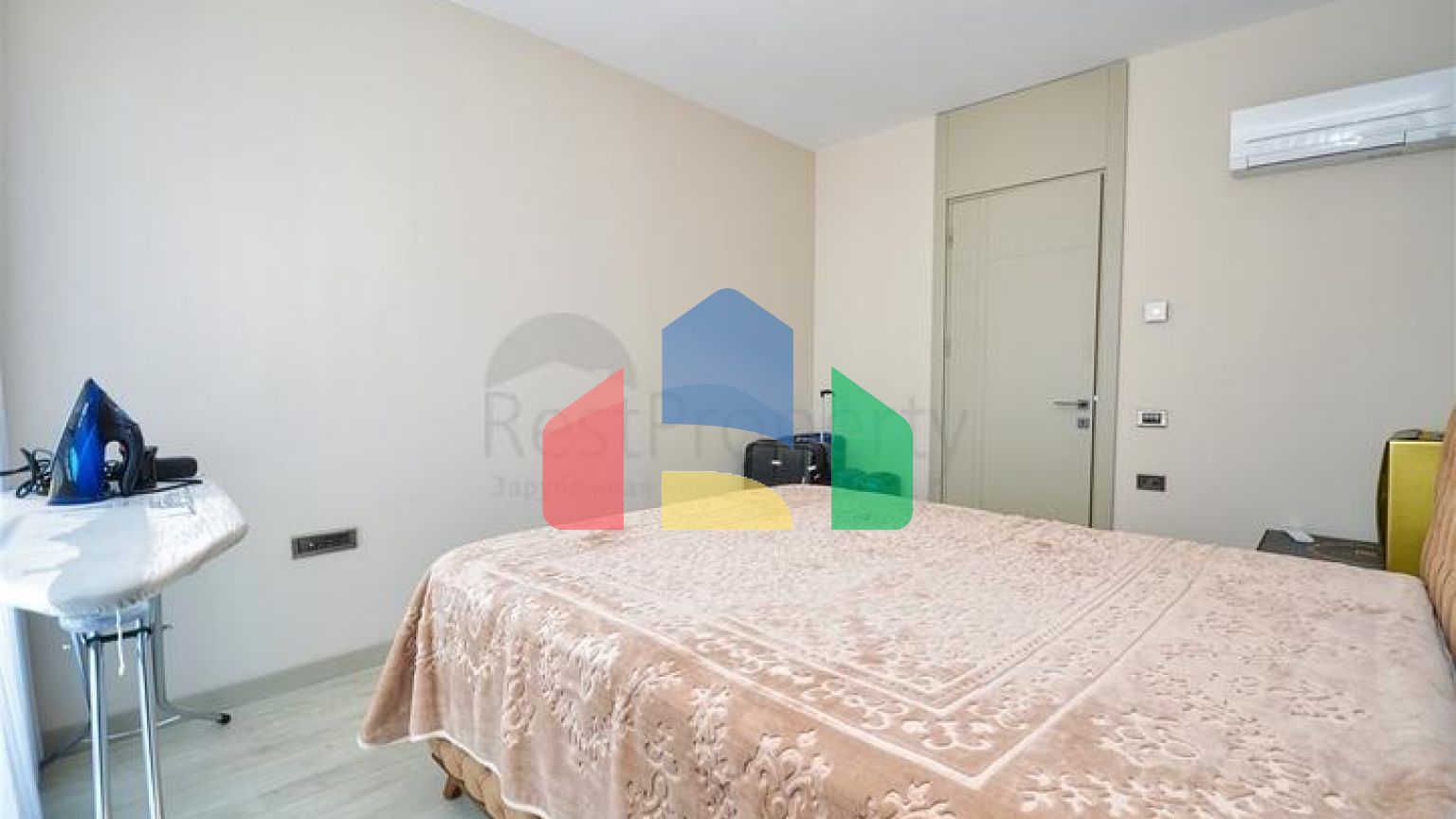 Квартира планування 3 + 1 в мікрорайоні Гюрсу - Анталія