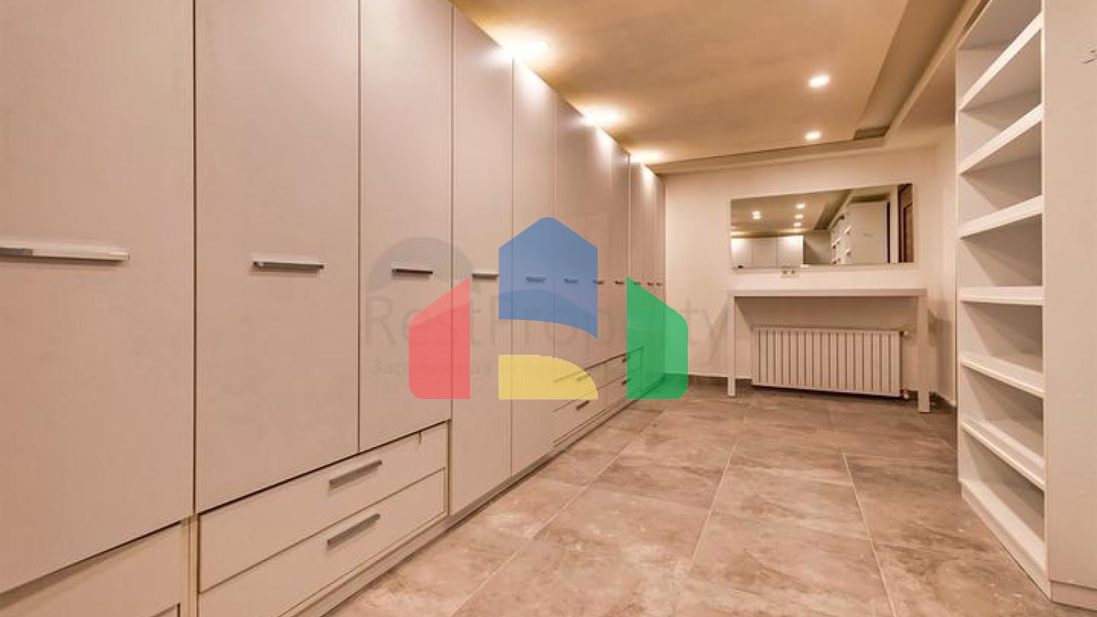 Вилла планировки 5+2 в микрорайоне Сарысу - Анталия