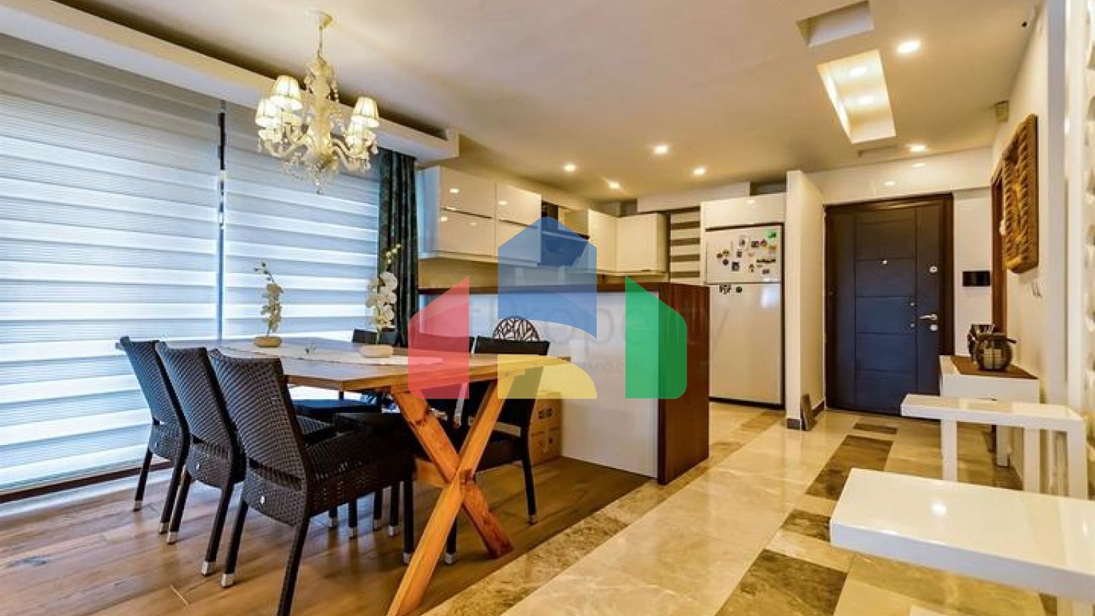 Вилла планировки 5+2 в микрорайоне Сарысу - Анталия