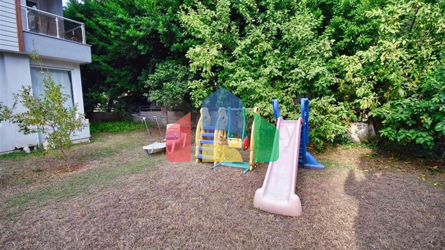 Квартира планування 1 + 1 в мікрорайоні Лиман - Анталія