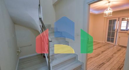 Квартира планировки 2+1 в микрорайоне Алтынкум - Анталия