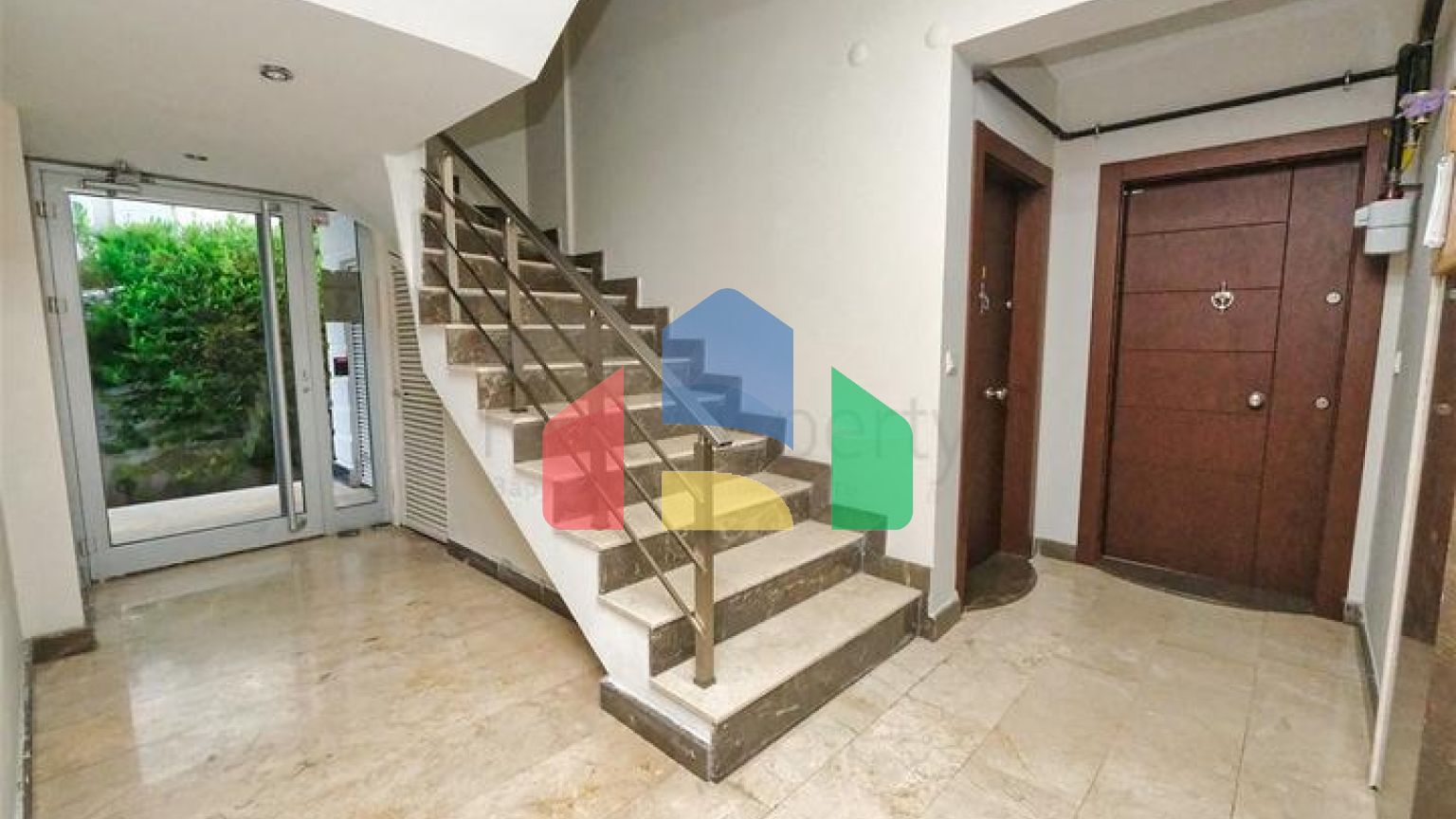 Квартира планування 2 + 1 в мікрорайоні Алтинкум - Анталія