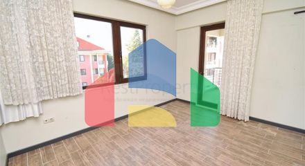Квартира планування 4 + 1 в мікрорайоні Улуч - Анталія