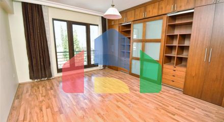 Квартира планування 4 + 1 в мікрорайоні Улуч - Анталія