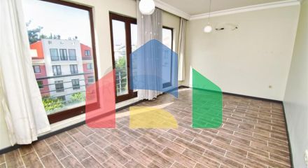 Квартира планування 4 + 1 в мікрорайоні Улуч - Анталія