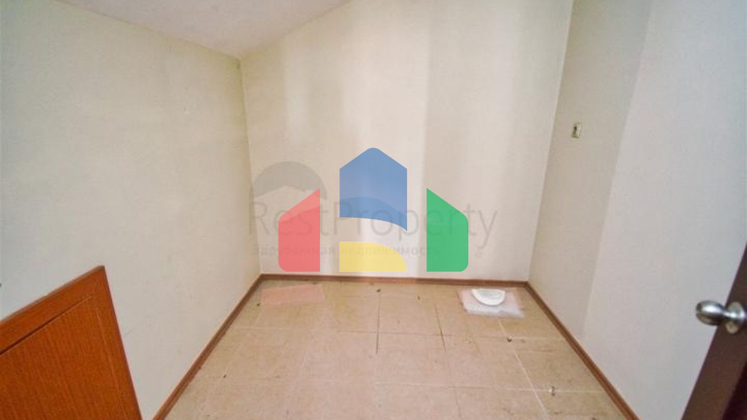 Квартира планування 4 + 1 в мікрорайоні Улуч - Анталія