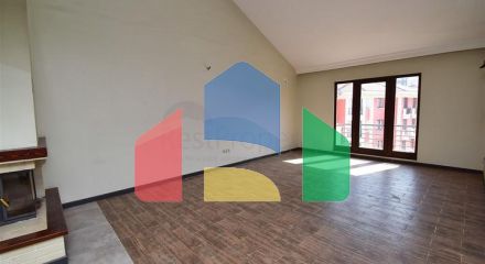 Квартира планування 4 + 1 в мікрорайоні Улуч - Анталія