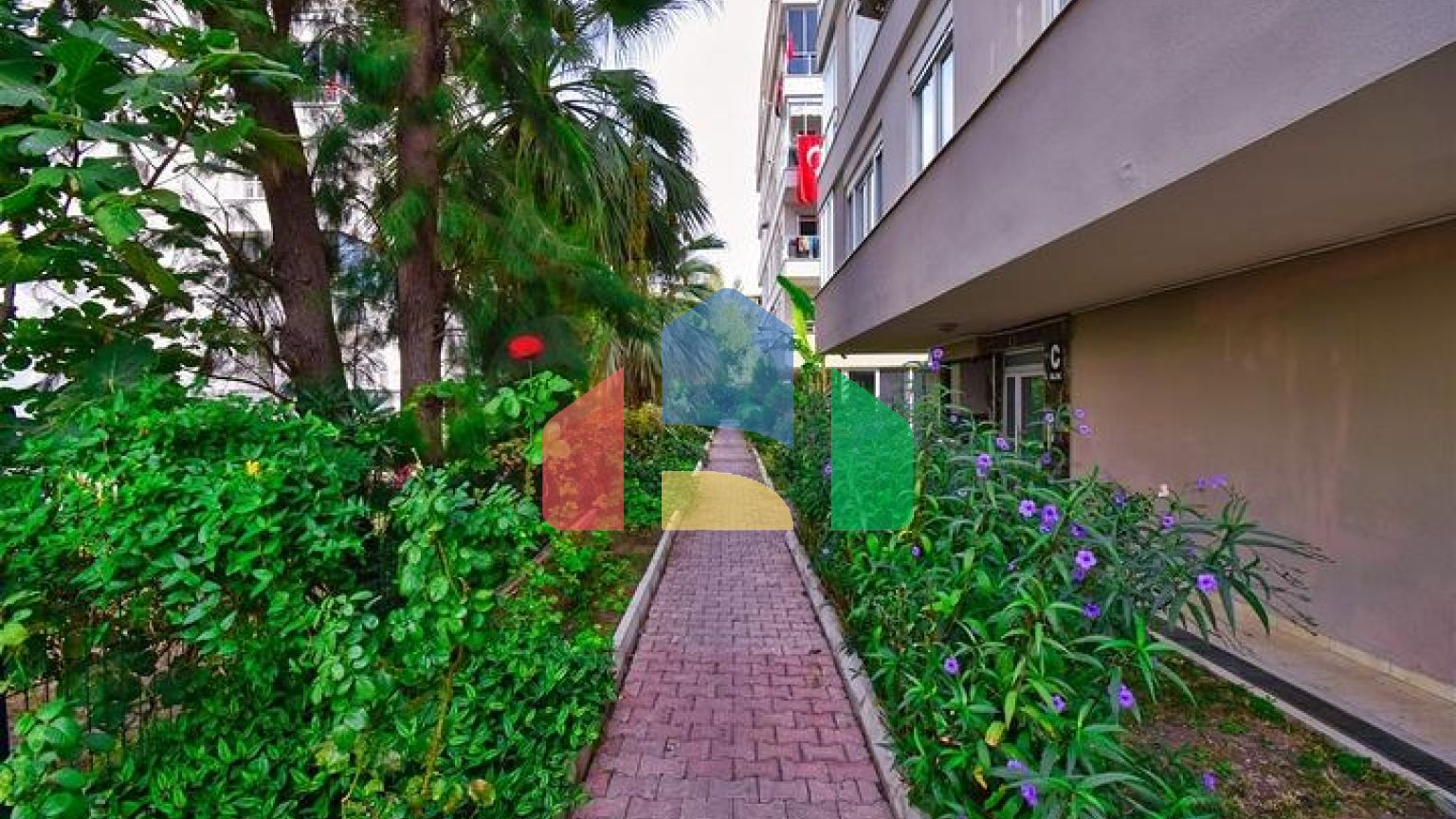 Квартира планування 2 + 1 в мікрорайоні Хурма - Анталія