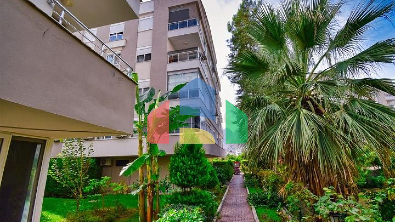 Квартира планування 2 + 1 в мікрорайоні Хурма - Анталія