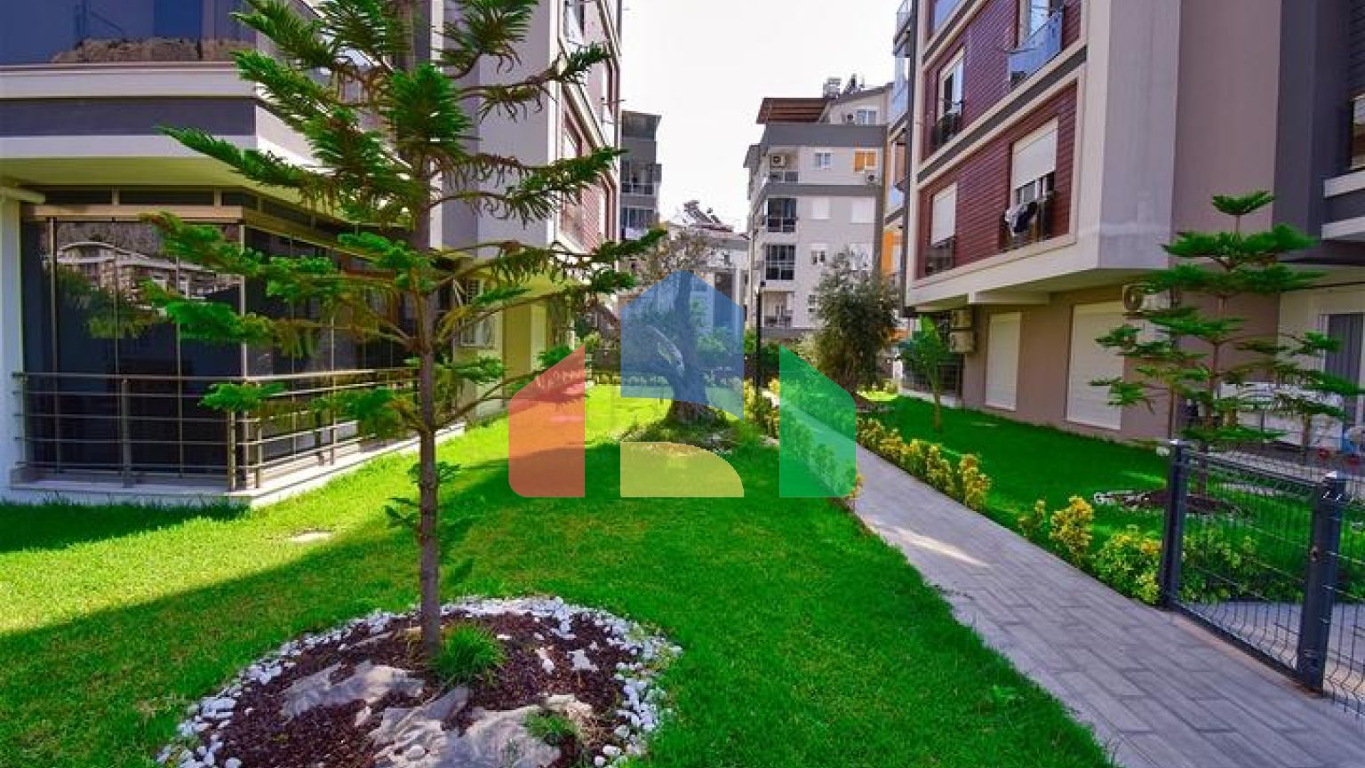 Квартира планування 1 + 1 в мікрорайоні Хурма - Анталія