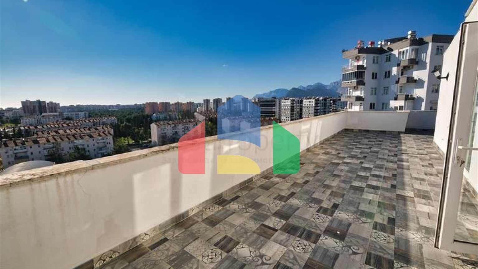 Квартира планування 4 + 2 дуплекс в мікрорайоні Сітелер-Анталія