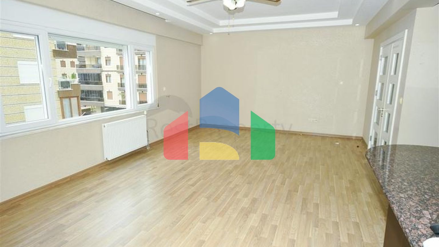 Квартира планування 4 + 1 в мікрорайоні Сітелер - Анталія