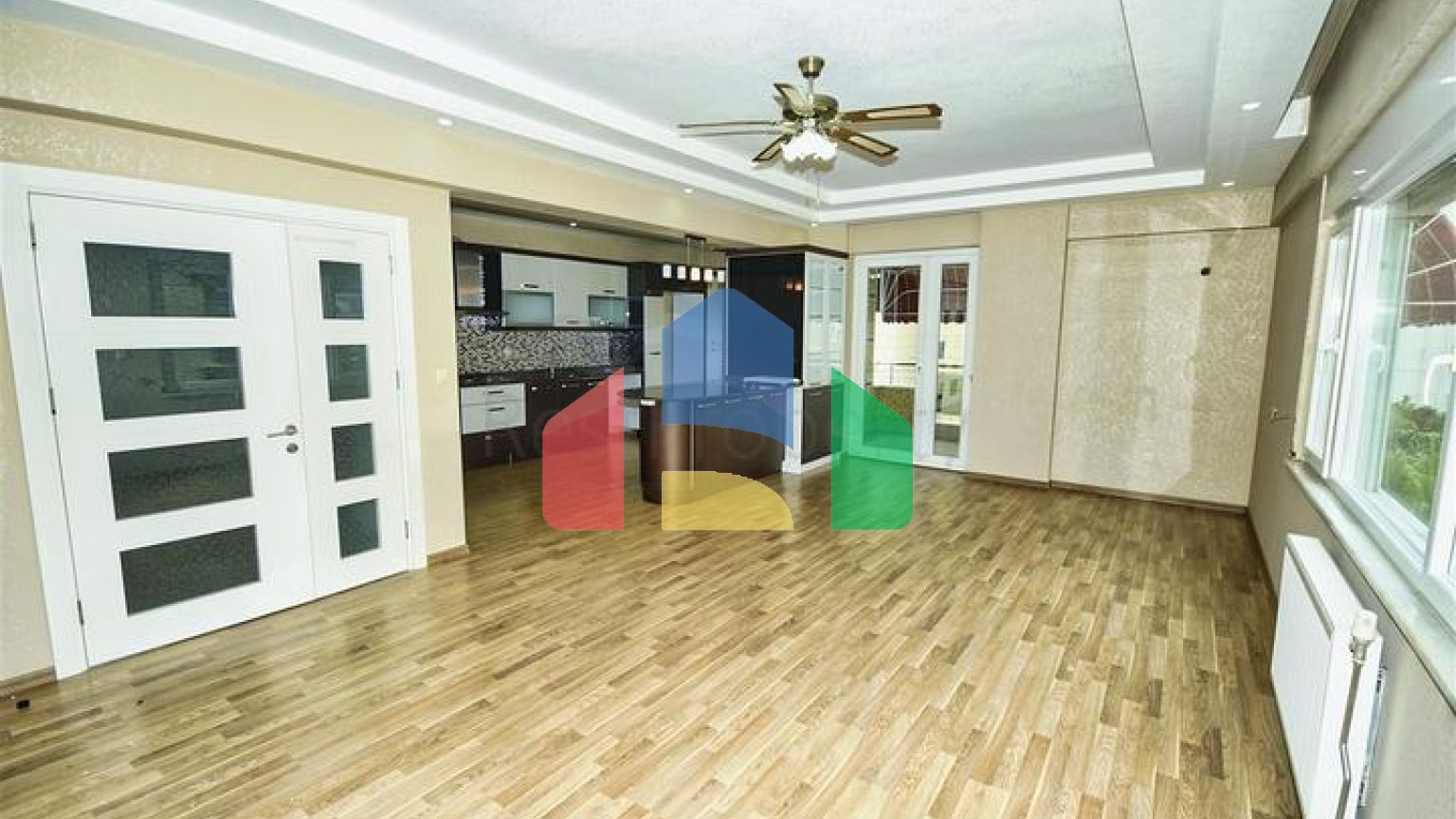 Квартира планування 4 + 1 в мікрорайоні Сітелер - Анталія