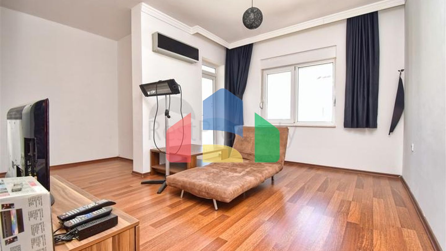 Квартира планування 3 + 1 в мікрорайоні Лиман - Анталія