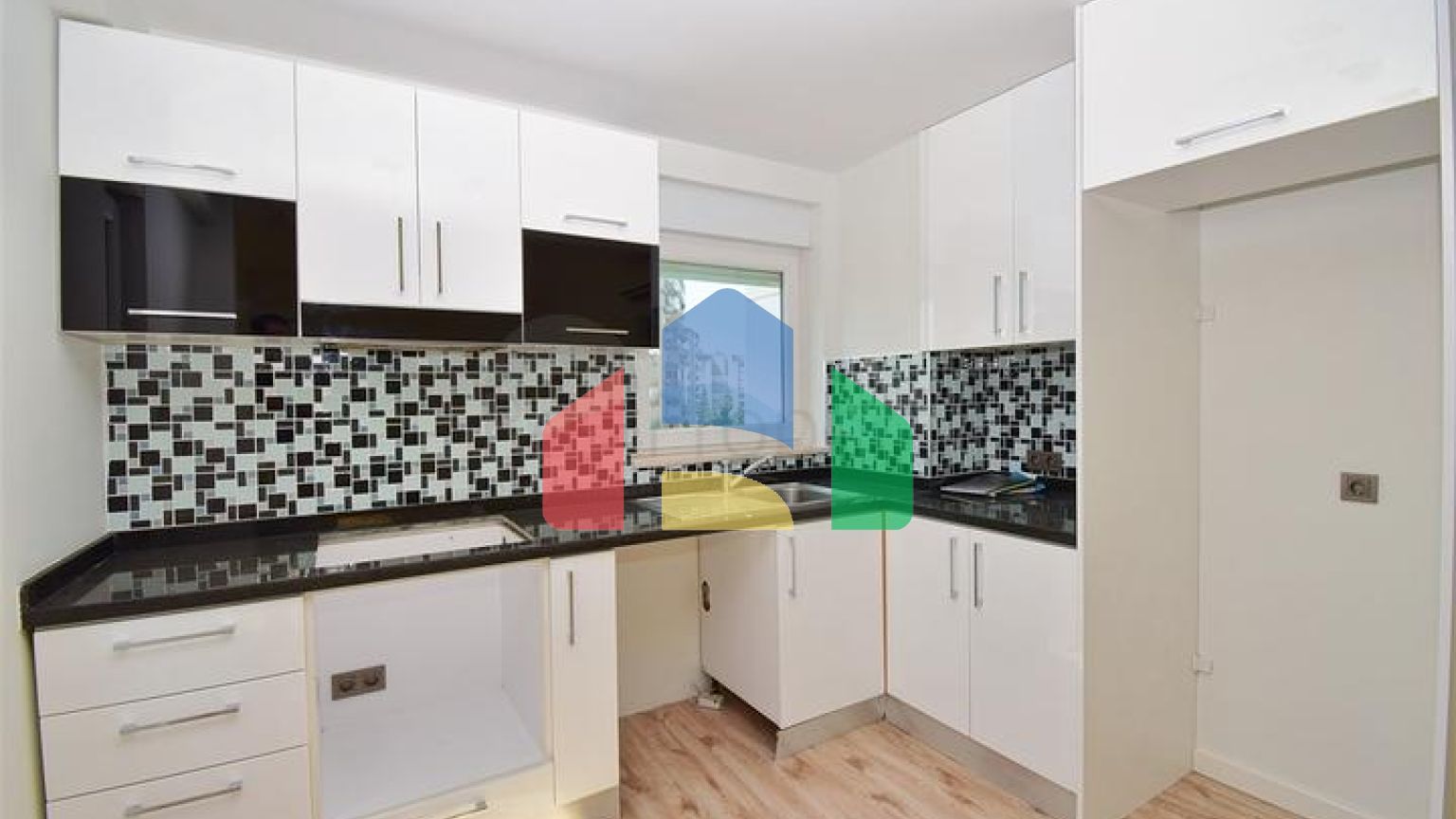 Квартира планування 1 + 1 в мікрорайоні Кушкаваги - Анталія