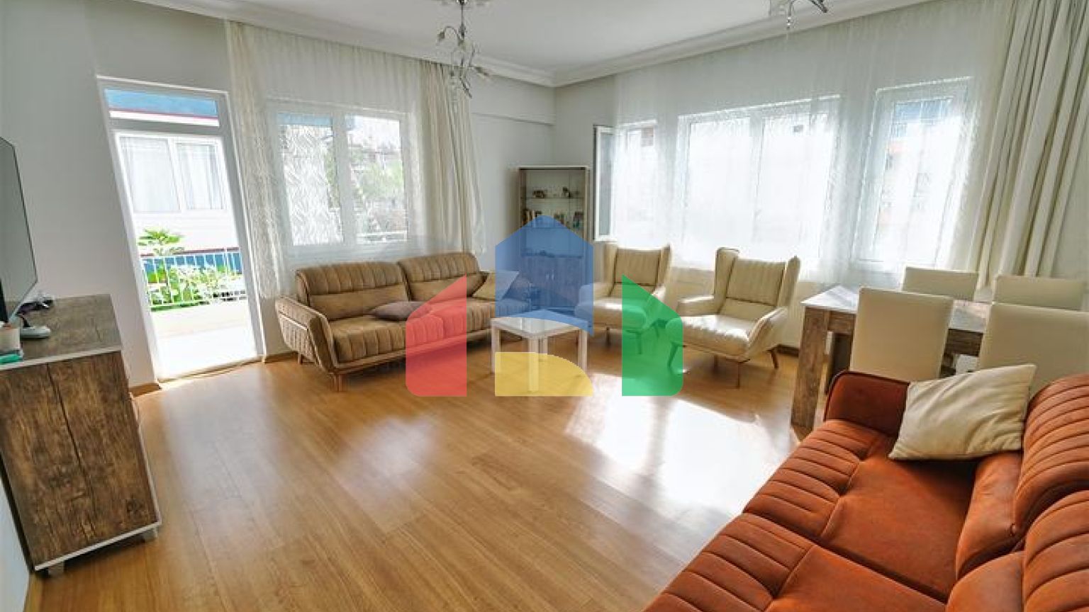 Квартира планування 3 + 1 в мікрорайоні Кушкаваги - Анталія