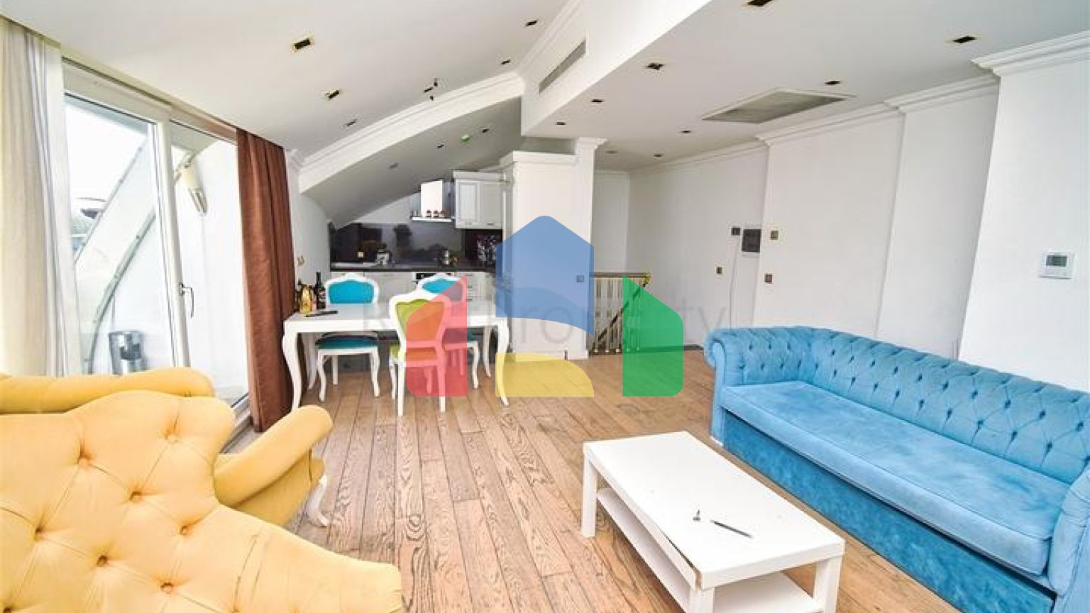 Квартира планування 3 + 1 в мікрорайоні Лиман - Анталія