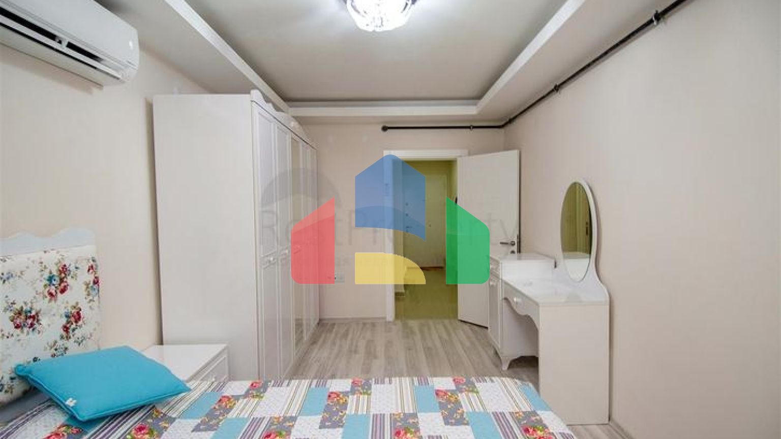 Квартира планування 1 + 1 в мікрорайоні Сарису-Анталія