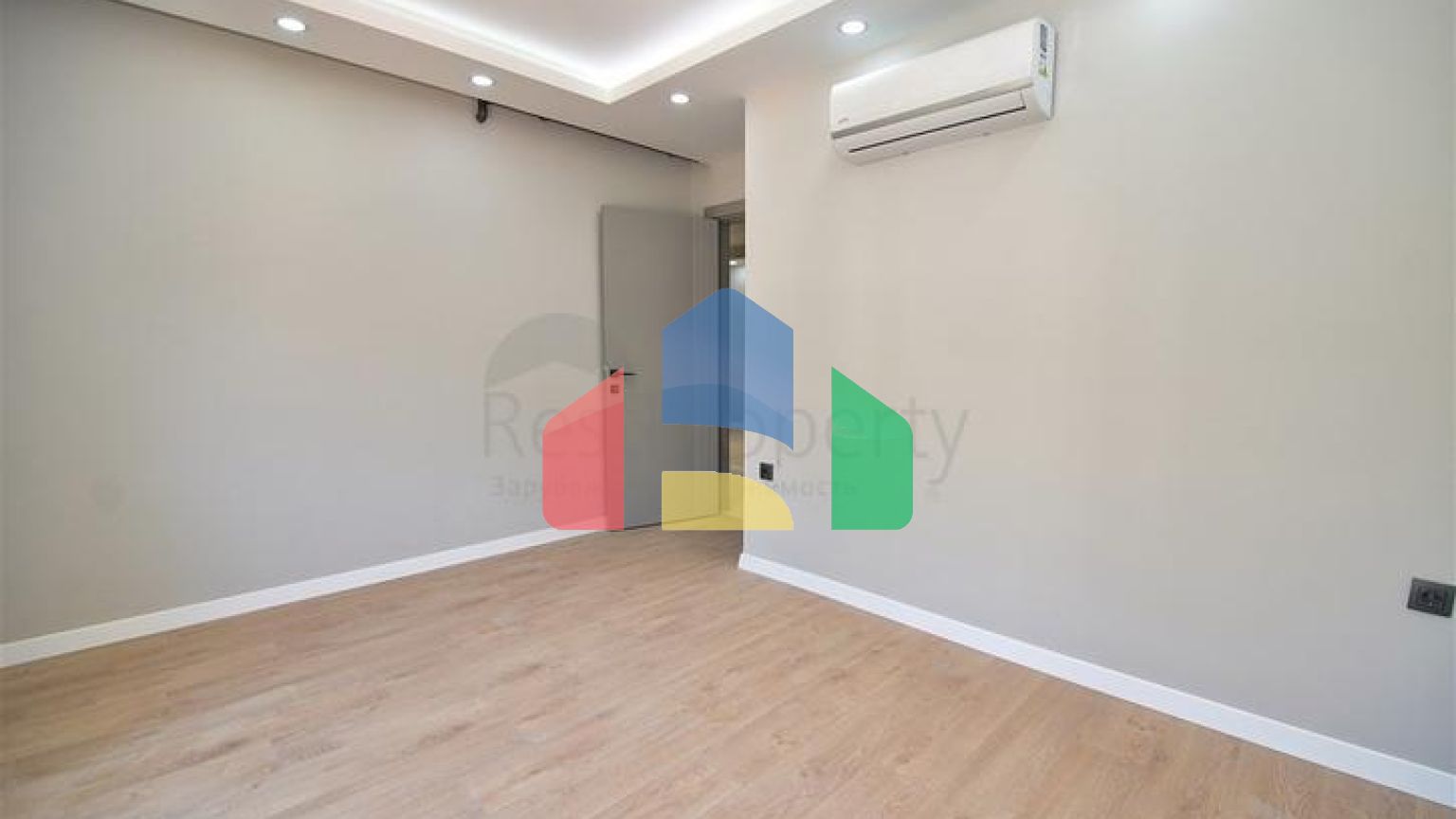 Квартиры планировки 2+1 и 3+1 дуплекс в микрорайоне Алтынкум - Анталия