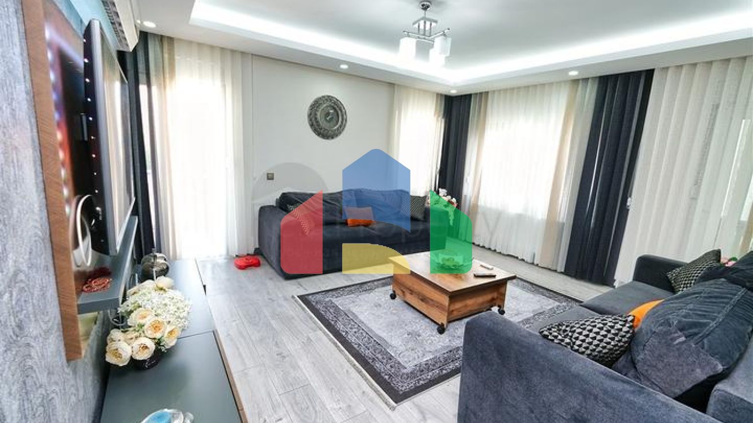 Квартира планировки 3+1 в районе Коньяалты / Анталия