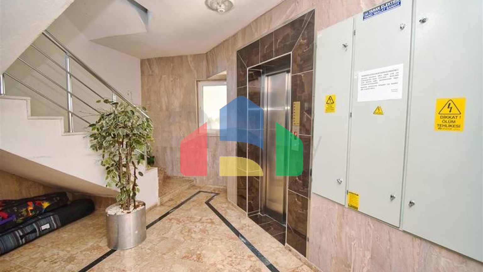 Квартира планування 3 + 1 в мікрорайоні Лиман - Анталія