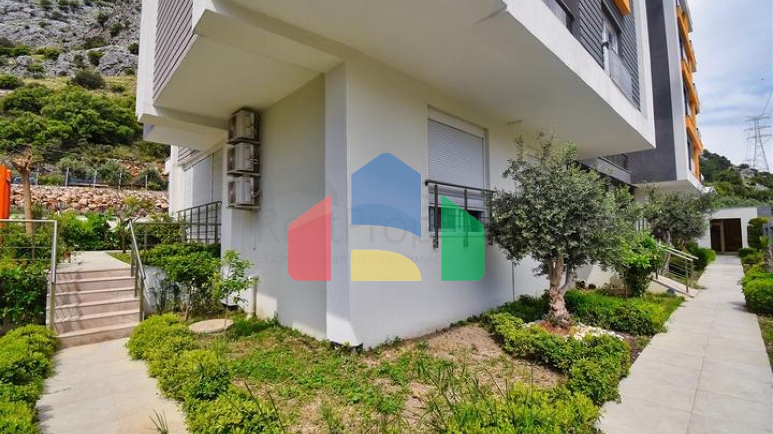 Квартира планування 1 + 1 в мікрорайоні Хурма - Анталія