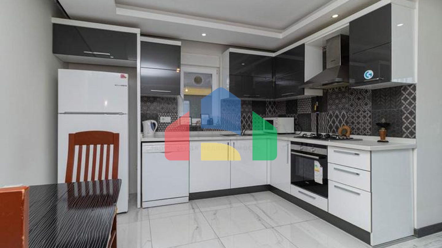 Квартира планування 2 + 1 в мікрорайоні Хурма - Анталія