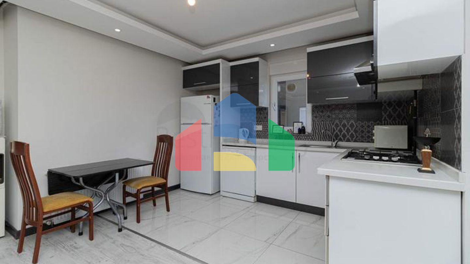 Квартира планування 2 + 1 в мікрорайоні Хурма - Анталія